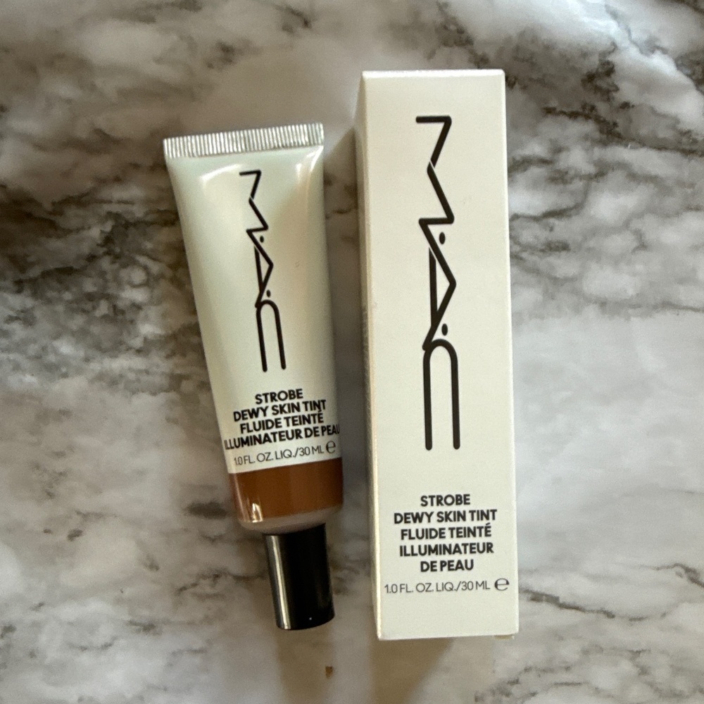 MAC STROBE TINT IN RICH 1
